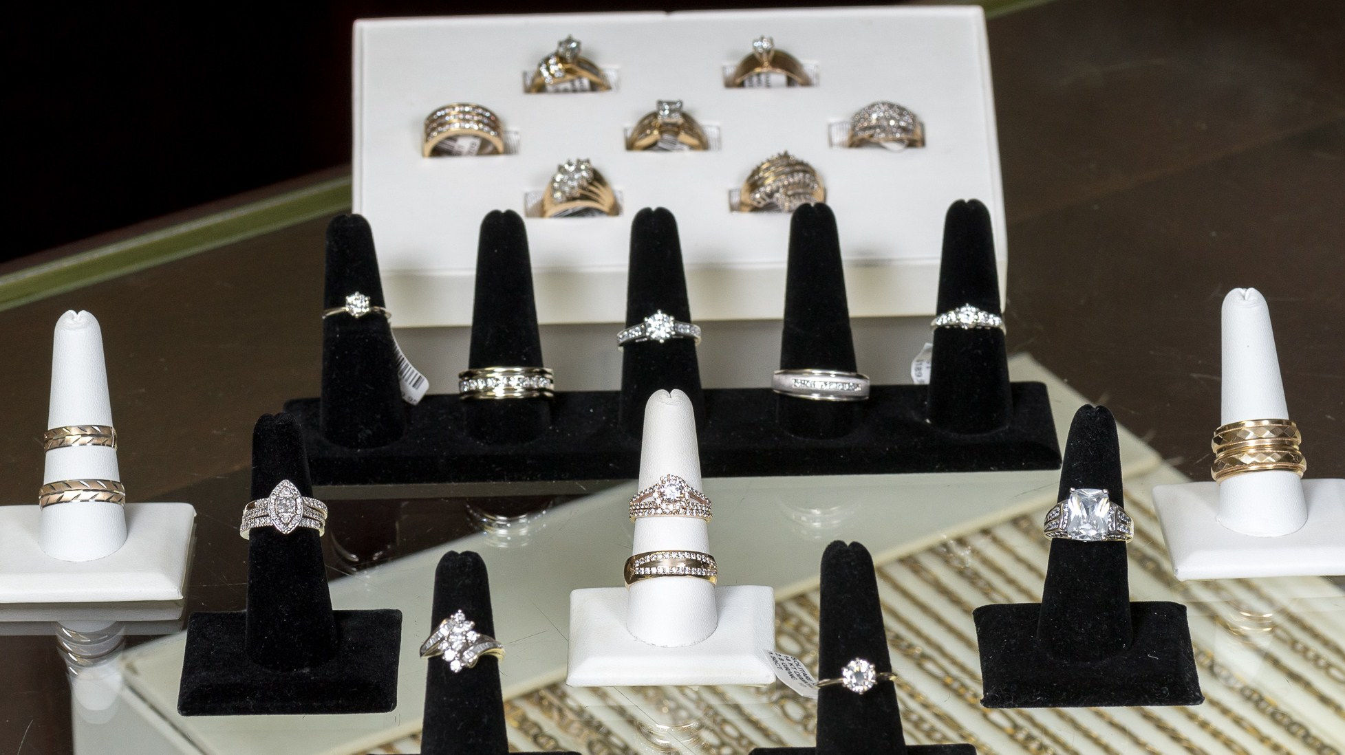 Varios anillos de boda en Kansas City