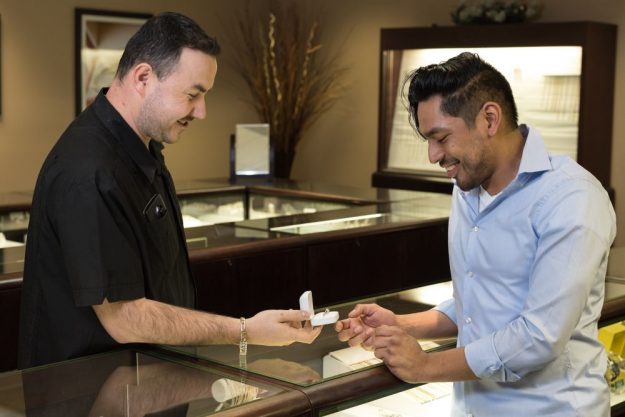 customer-looking-at-ring